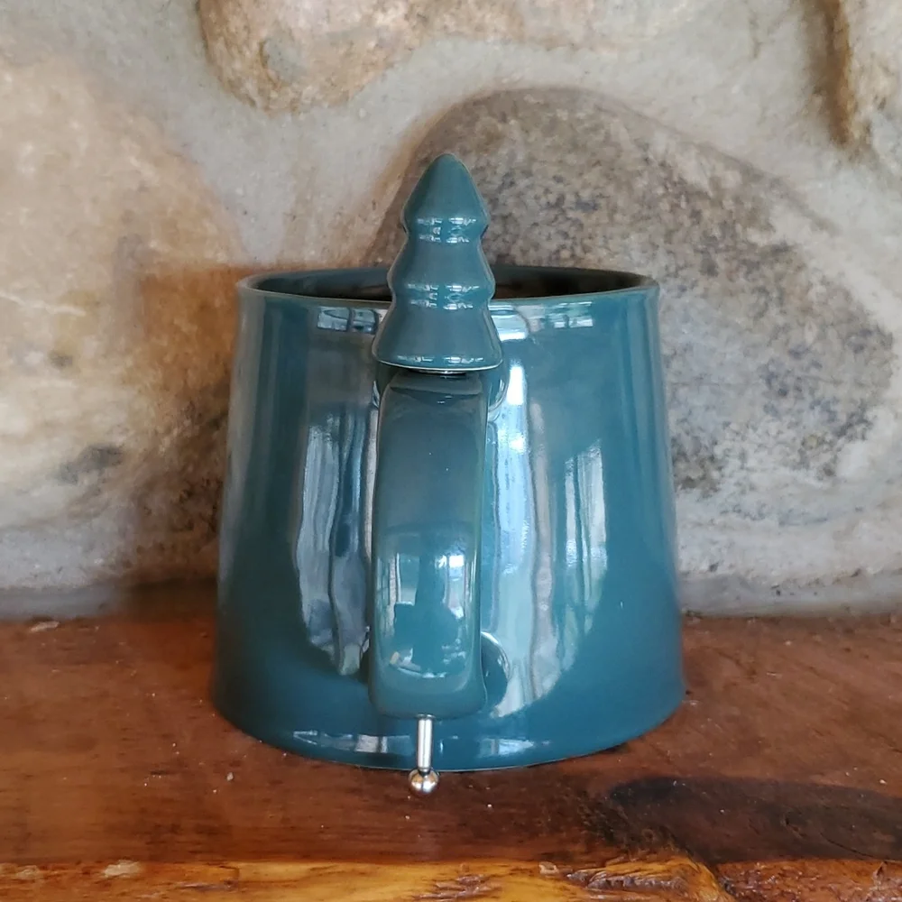 Crate & Barrel Green Sparrow Mug with Christmas Tree Stirrer